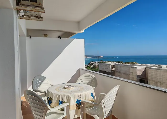 Rocha Mar Front Line Bay Apartamento Portimão