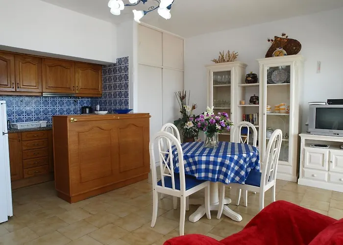 Rocha Mar Front Line Bay 公寓 *